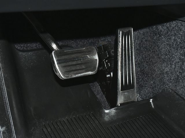 2023 Land Rover Range Rover SE - Photo 19