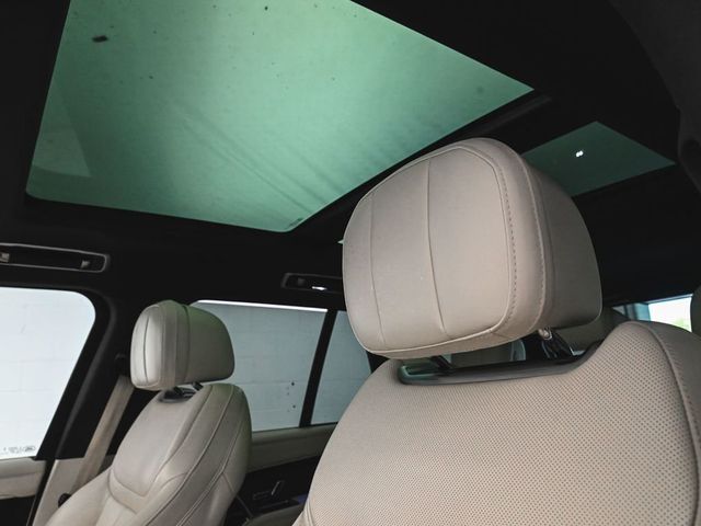 2023 Land Rover Range Rover SE - 23027587 - 29
