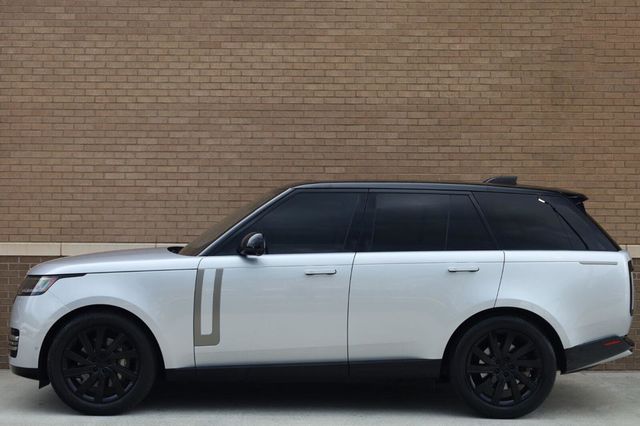 2023 Land Rover Range Rover SE - 23064958 - 1