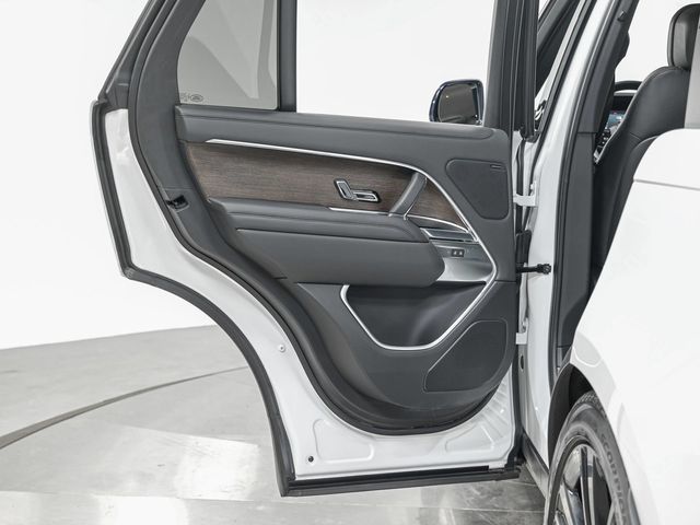 2023 Land Rover Range Rover SE - 23078527 - 24