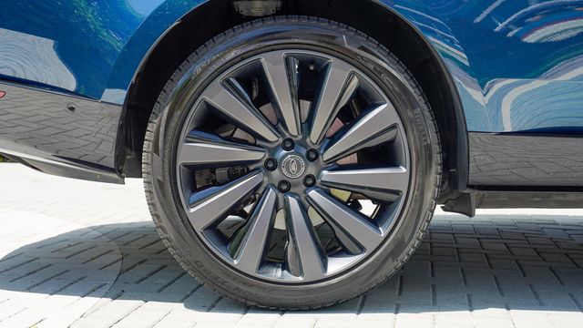 2023 Land Rover Range Rover SV LWB - 22833934 - 26