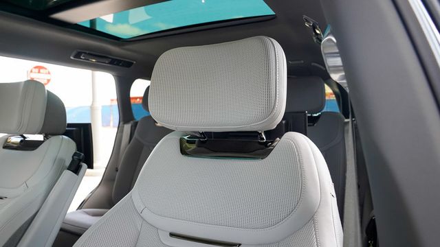 2023 Land Rover Range Rover SV LWB - 22833934 - 50