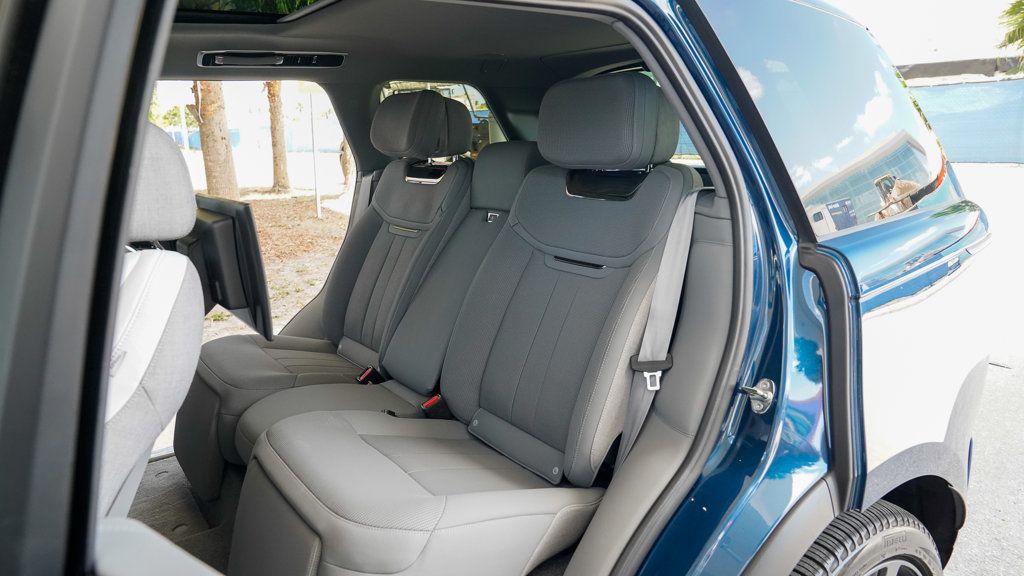 2023 Land Rover Range Rover SV LWB - 22833934 - 71