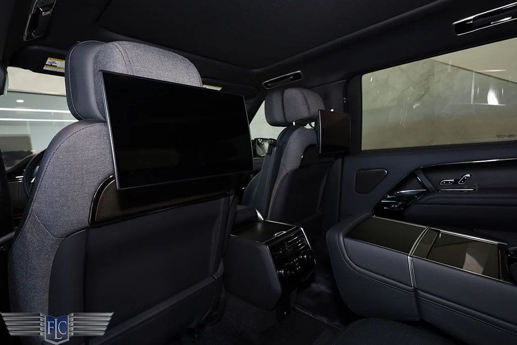 2023 Land Rover Range Rover SV LWB - 22970593 - 19