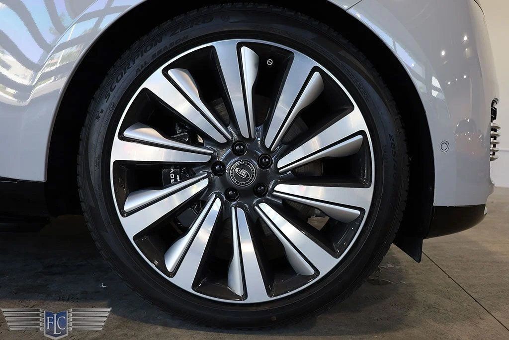 2023 Land Rover Range Rover SV LWB - 22970593 - 41