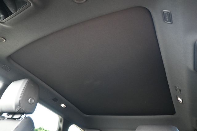 2023 Land Rover Range Rover Evoque R-Dynamic S AWD - 22973303 - 19