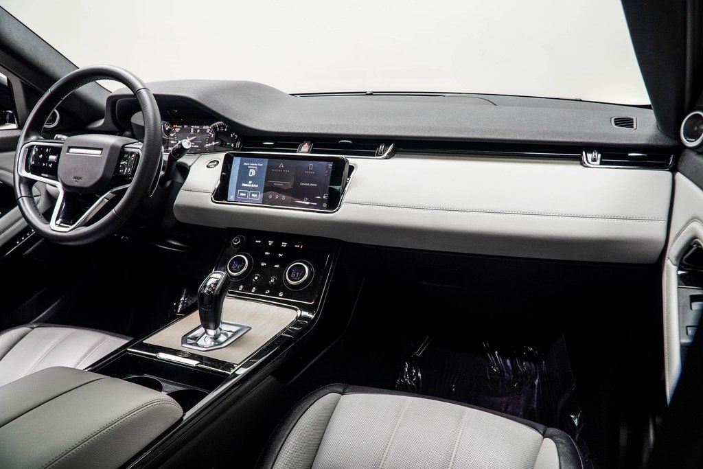 2023 Land Rover Range Rover Evoque R-Dynamic SE photo 13
