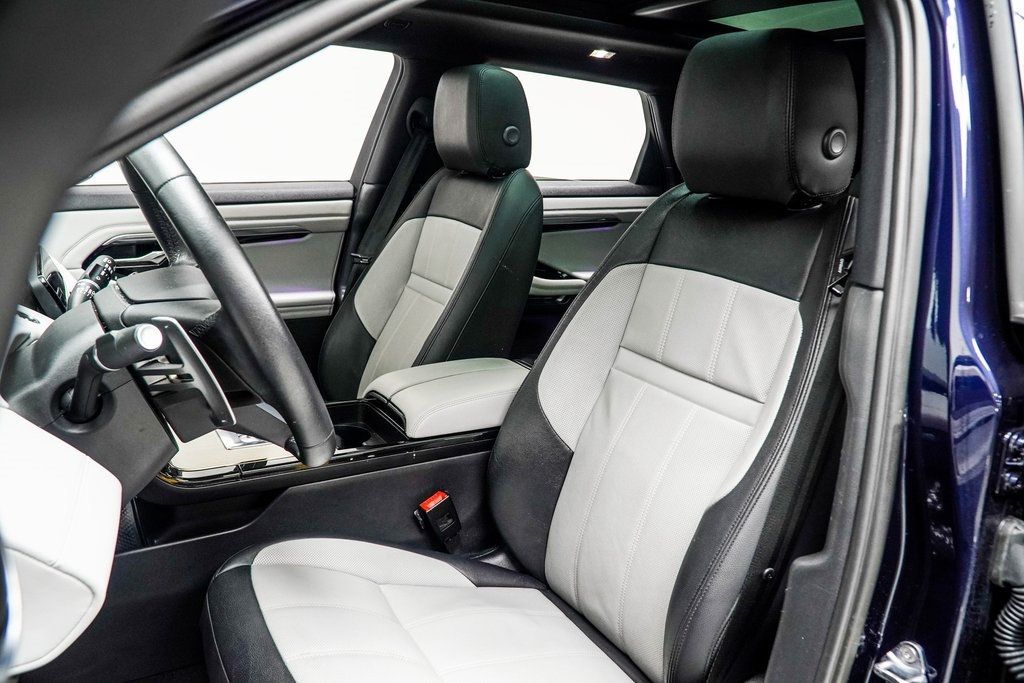 2023 Land Rover Range Rover Evoque R-Dynamic SE photo 29