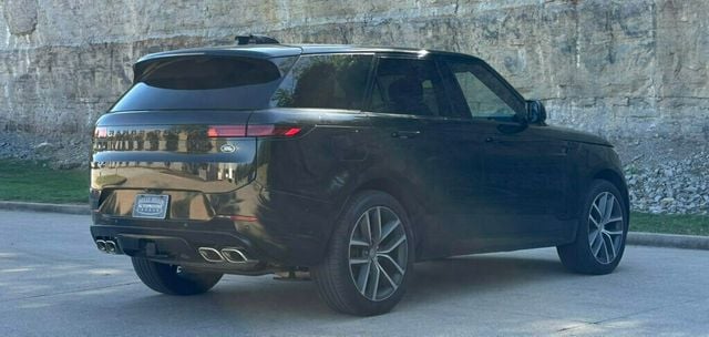 2023 Land Rover Range Rover Sport 2023 LAND ROVER RANGE ROVER SPORT P530 FIRST EDITION - 22929540 - 3