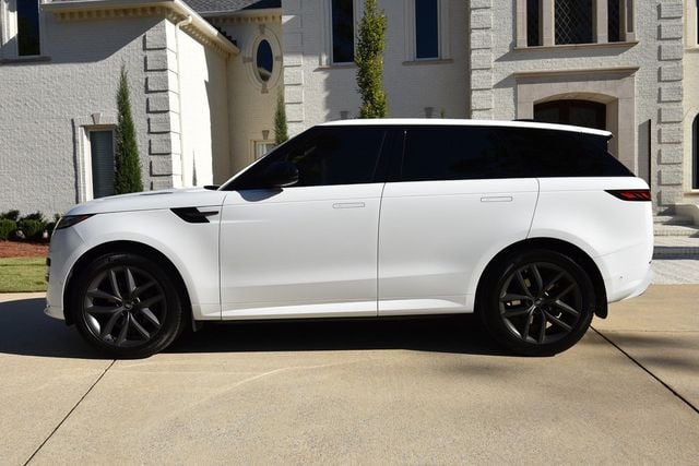 2023 Land Rover Range Rover Sport SE Dynamic photo 39