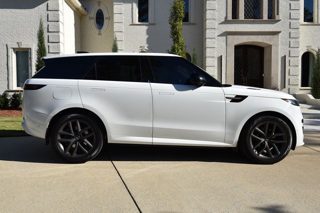 2023 Land Rover Range Rover Sport SE Dynamic photo 46