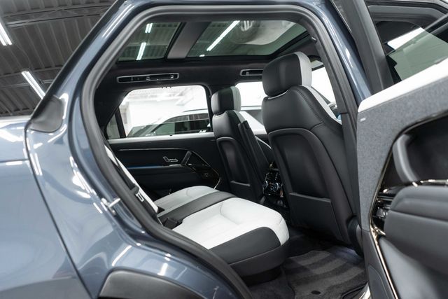 2023 Land Rover Range Rover Sport P530 First Edition - 23071910 - 12