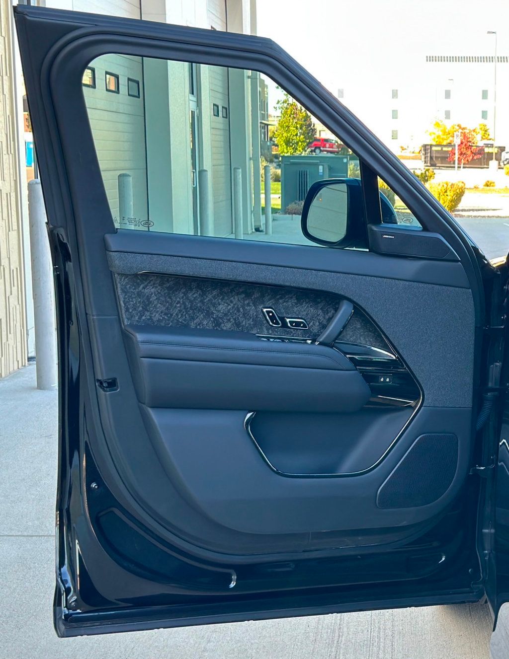 2023 Land Rover Range Rover Sport P530 First Edition photo 11