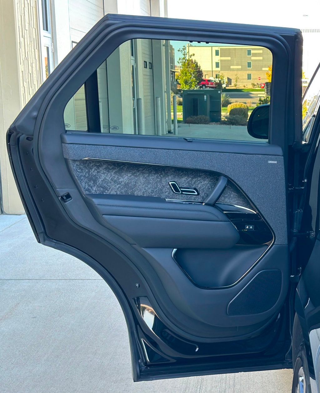 2023 Land Rover Range Rover Sport P530 First Edition photo 13