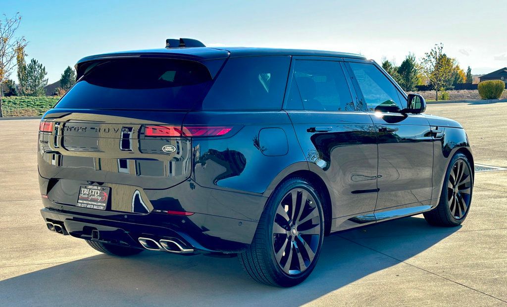 2023 Land Rover Range Rover Sport P530 First Edition photo 7