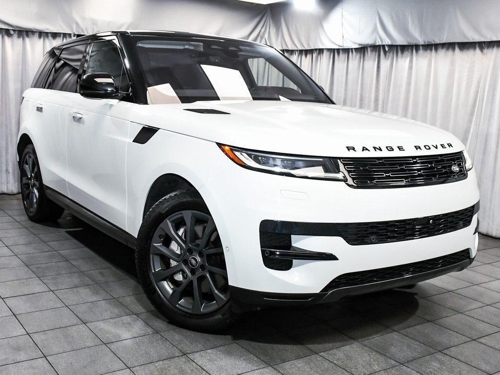 2023 Land Rover Range Rover Sport SE photo 3