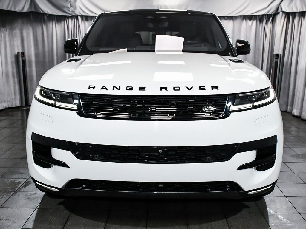 2023 Land Rover Range Rover Sport SE photo 2