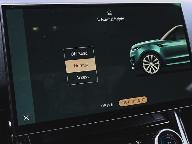 2023 Land Rover Range Rover Sport SE - 22997223 - 26