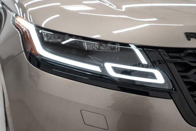 2023 Land Rover Range Rover Velar P250 R-Dynamic S - 23037152 - 37