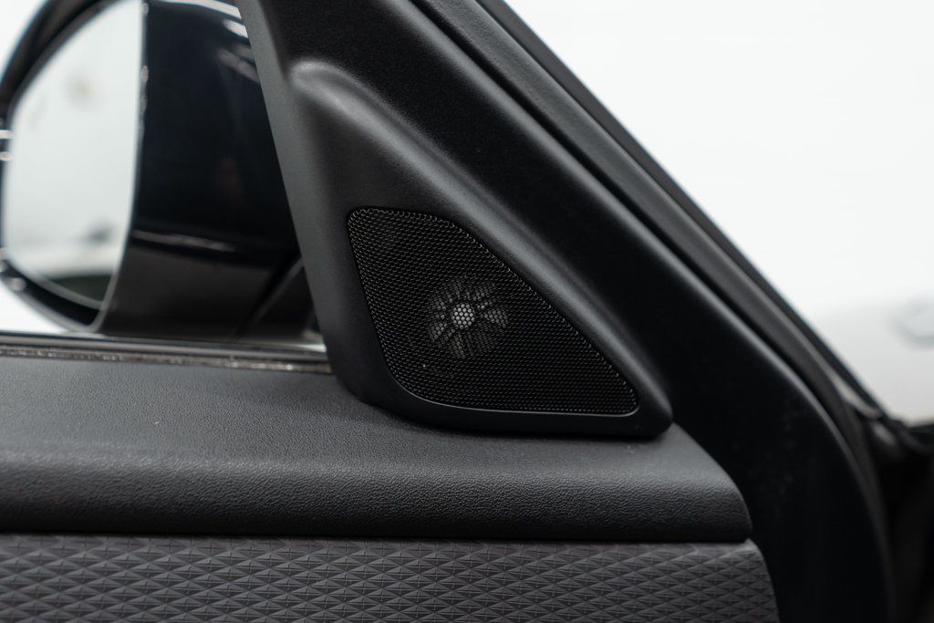 2023 Land Rover Range Rover Velar P250 R-Dynamic S - 23037152 - 44