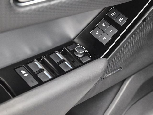 2023 Land Rover Range Rover Velar R-Dynamic S - 22982175 - 8