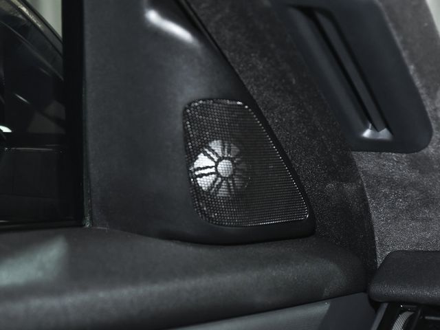 2023 Land Rover Range Rover Velar R-Dynamic S MHEV - 22882430 - 34