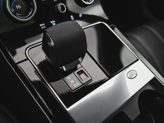 2023 Land Rover Range Rover Velar S - 22938923 - 28