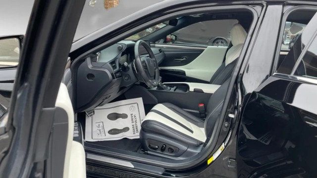 2023 Lexus ES ES 300h F SPORT Handling FWD - 22974759 - 9
