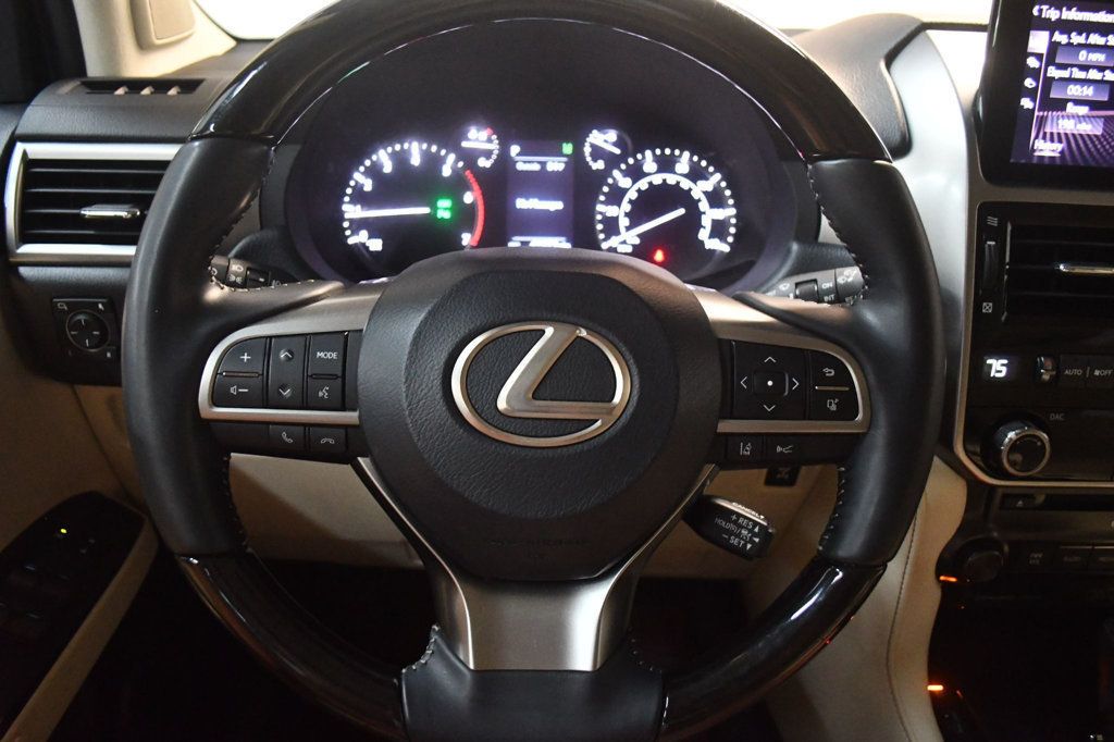 Lexus GX photo 39