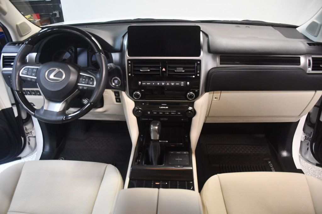 Lexus GX photo 5