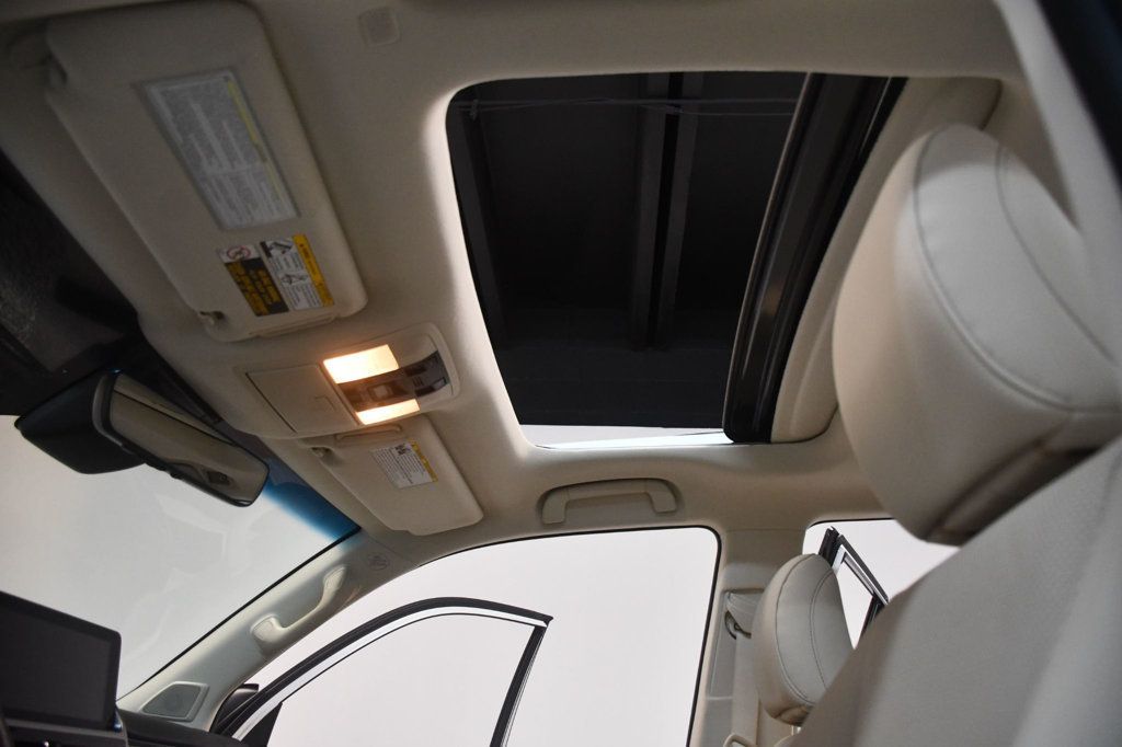 Lexus GX photo 6