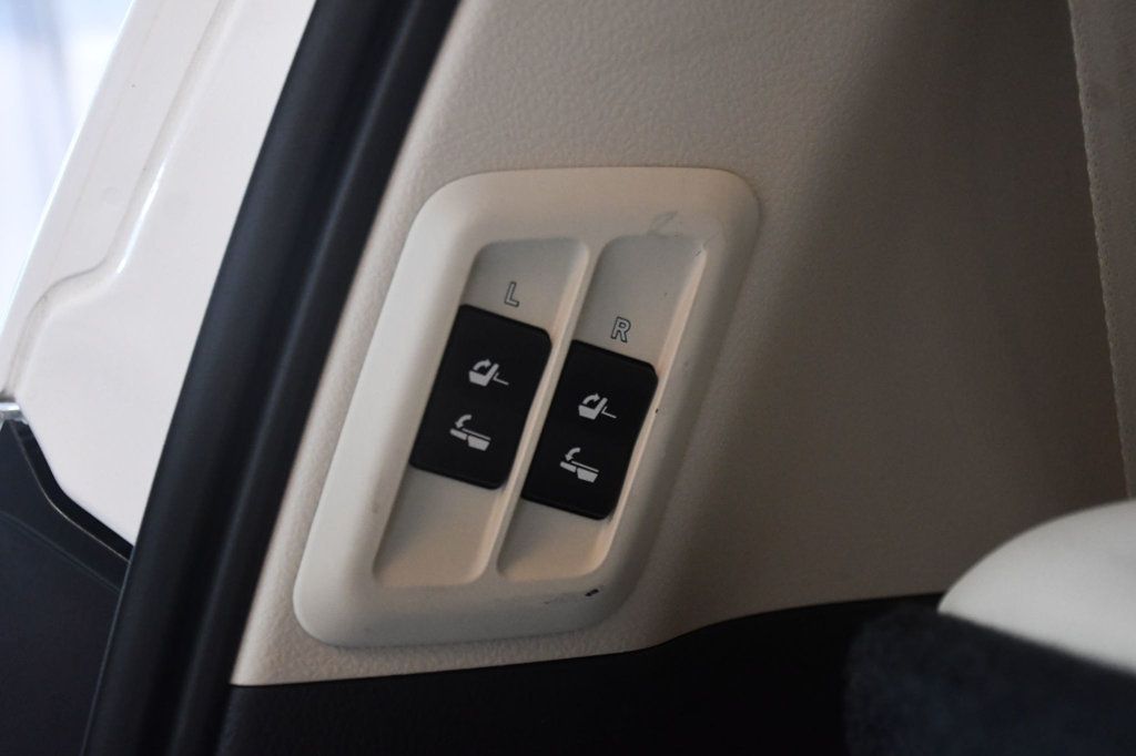 Lexus GX photo 65