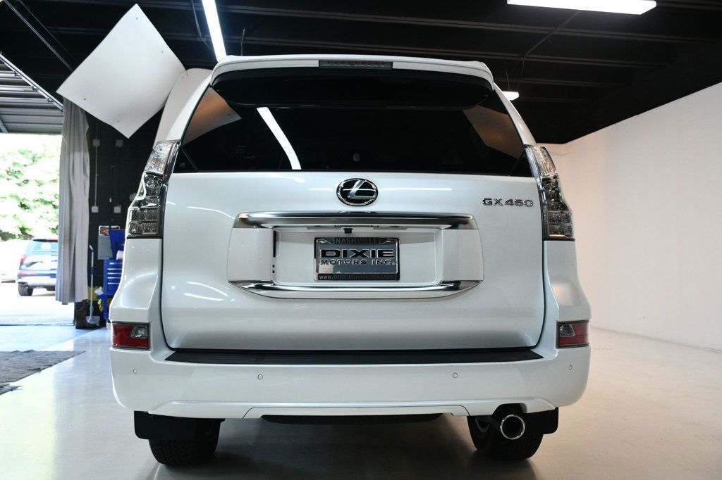 2023 Lexus GX Premium photo 14