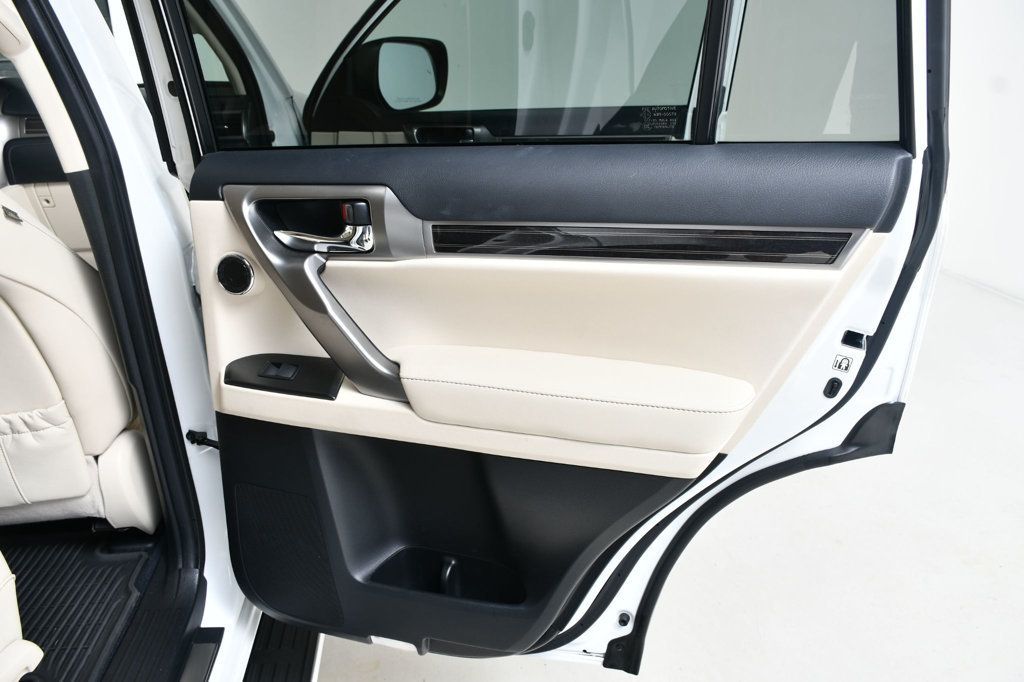 2023 Lexus GX Premium photo 26