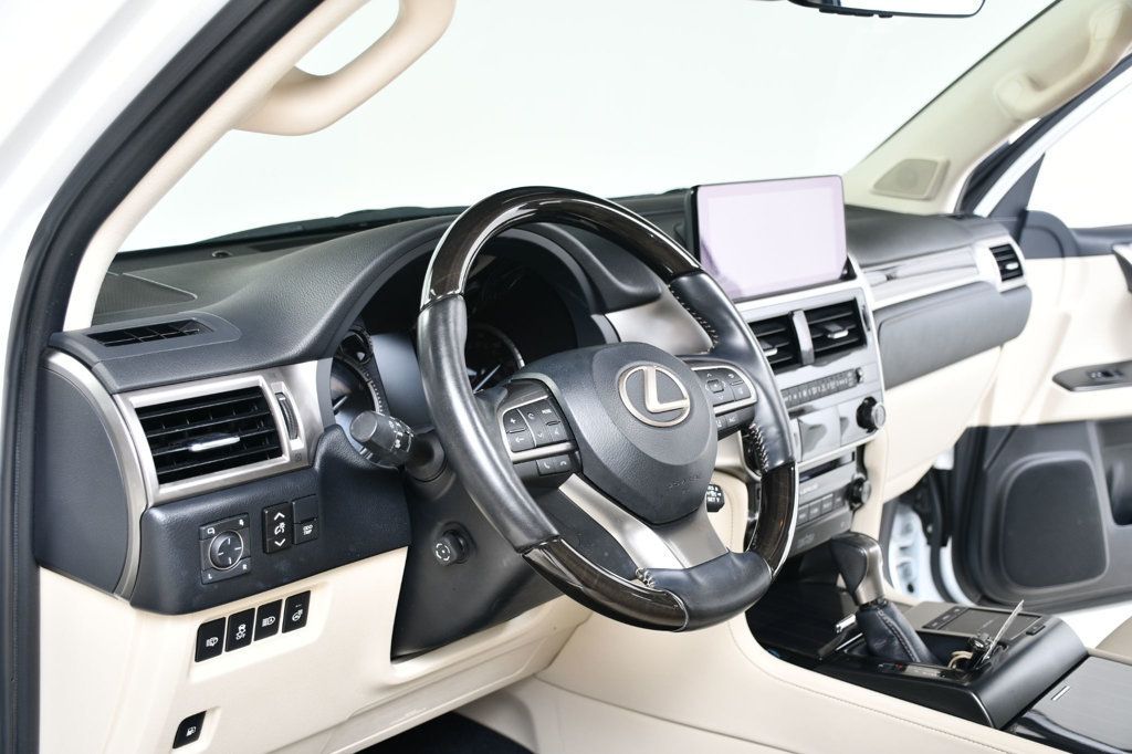 2023 Lexus GX Premium photo 27