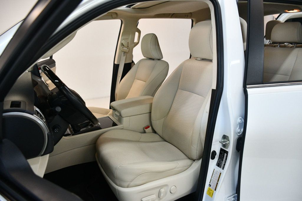 2023 Lexus GX Premium photo 31