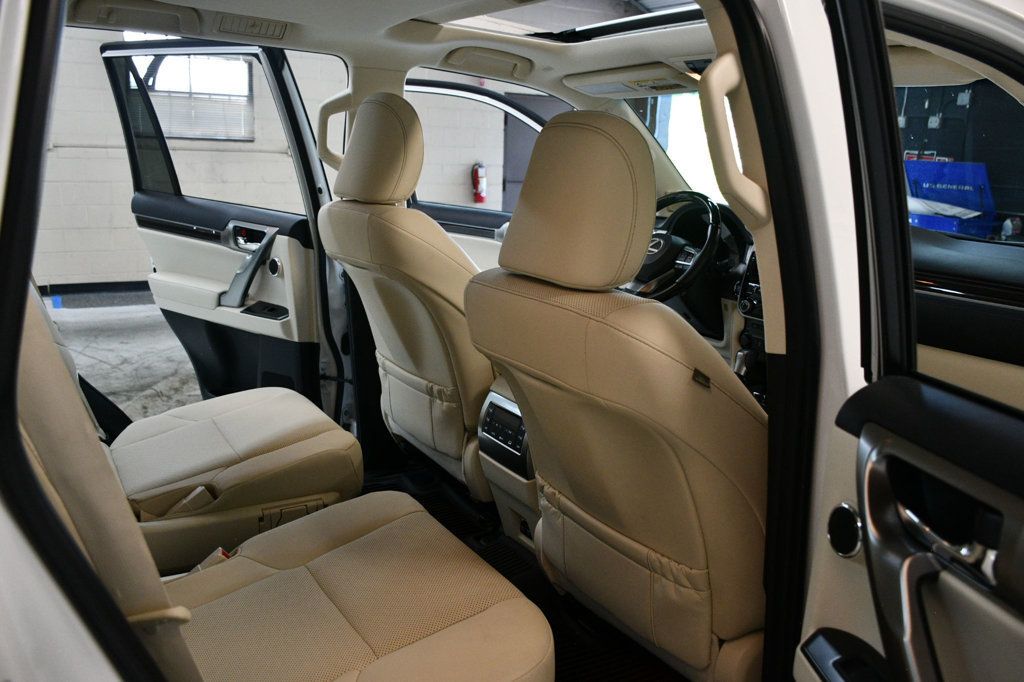 2023 Lexus GX Premium photo 38