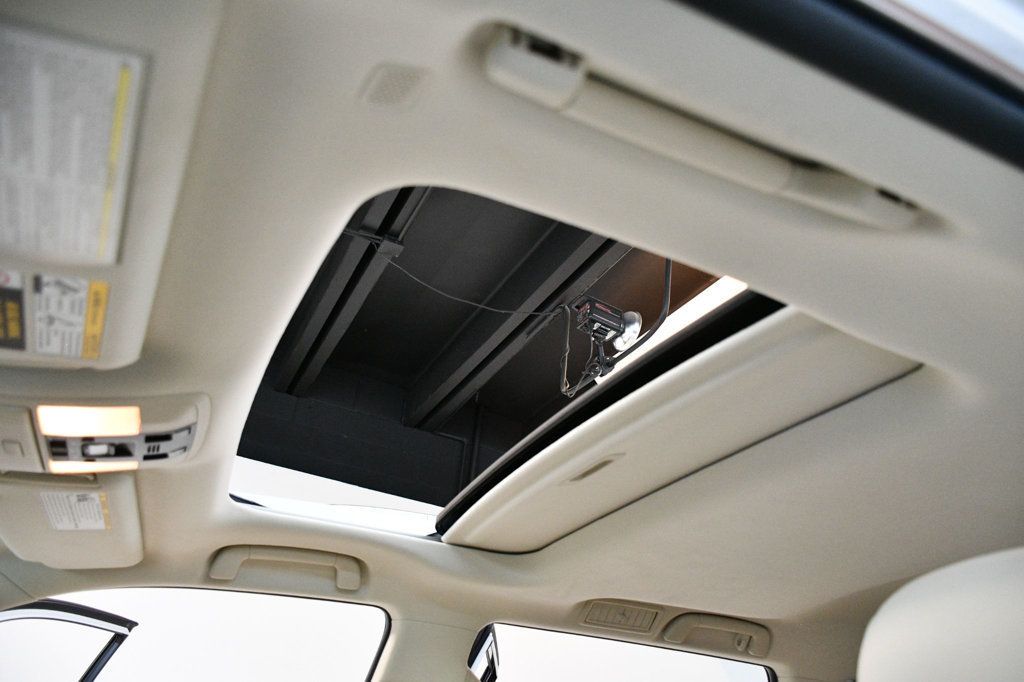 2023 Lexus GX Premium photo 7