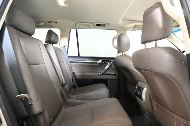 2023 Lexus GX 460 - 22977845 - 16