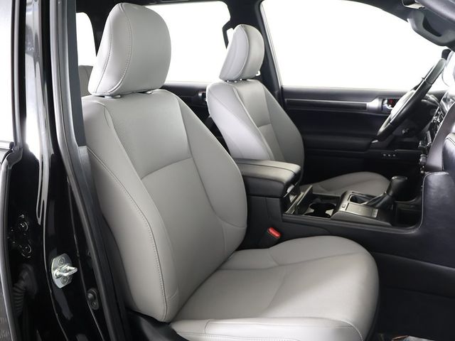 2023 Lexus GX GX 460 4WD - 22941221 - 34