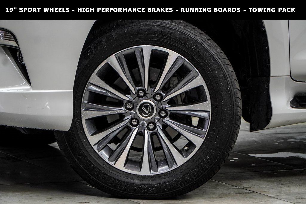 2023 Lexus GX 460 Luxury photo 3