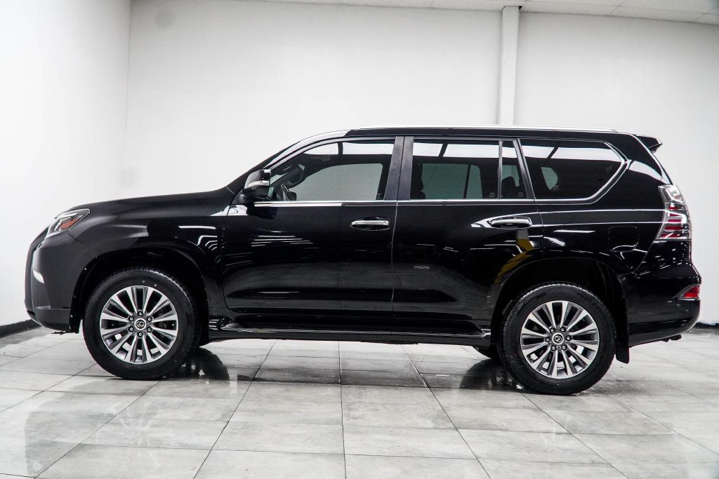 Lexus GX photo 11