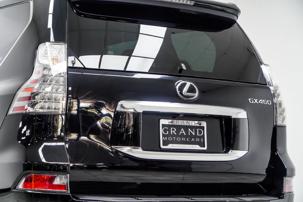 Lexus GX photo 15