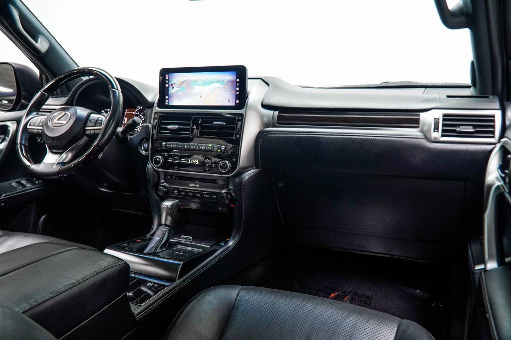 Lexus GX photo 20