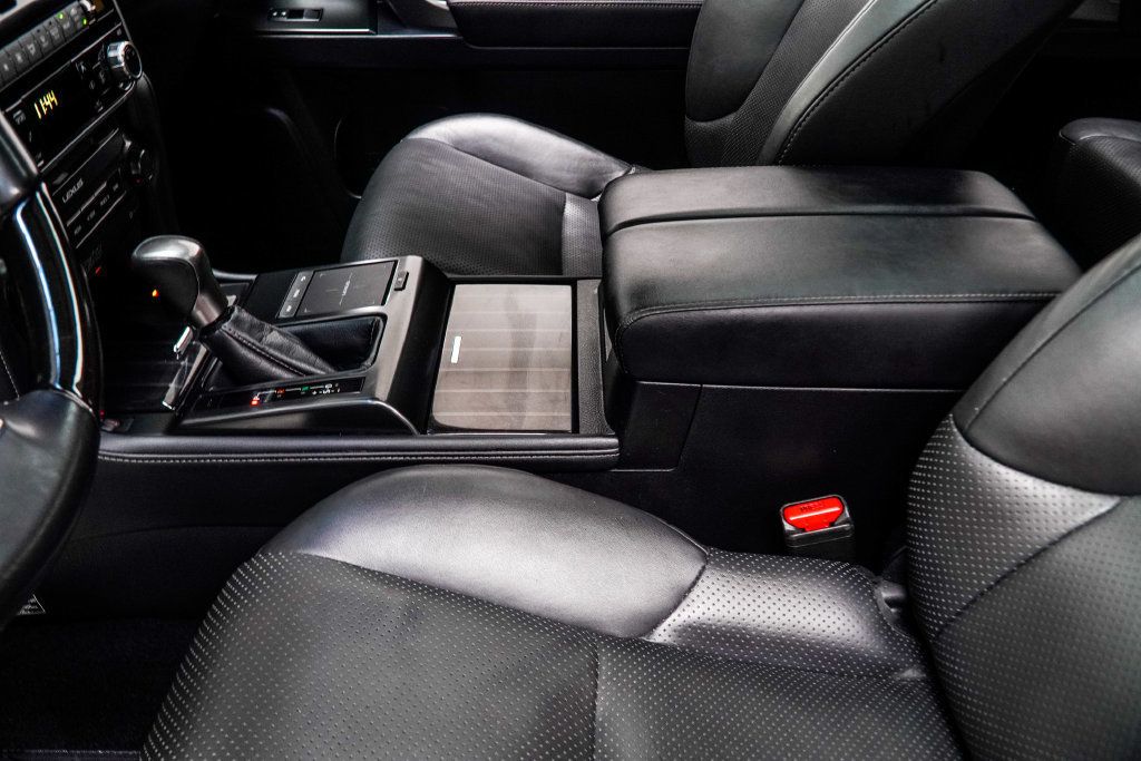 Lexus GX photo 21