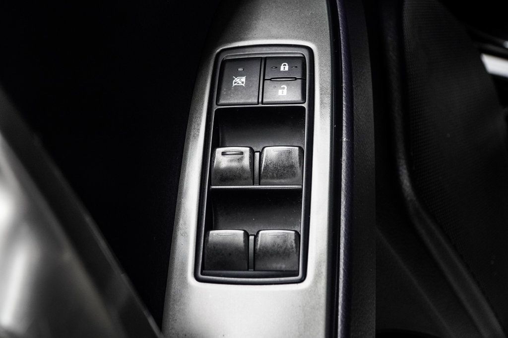 Lexus GX photo 33