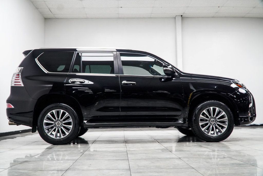 Lexus GX photo 8