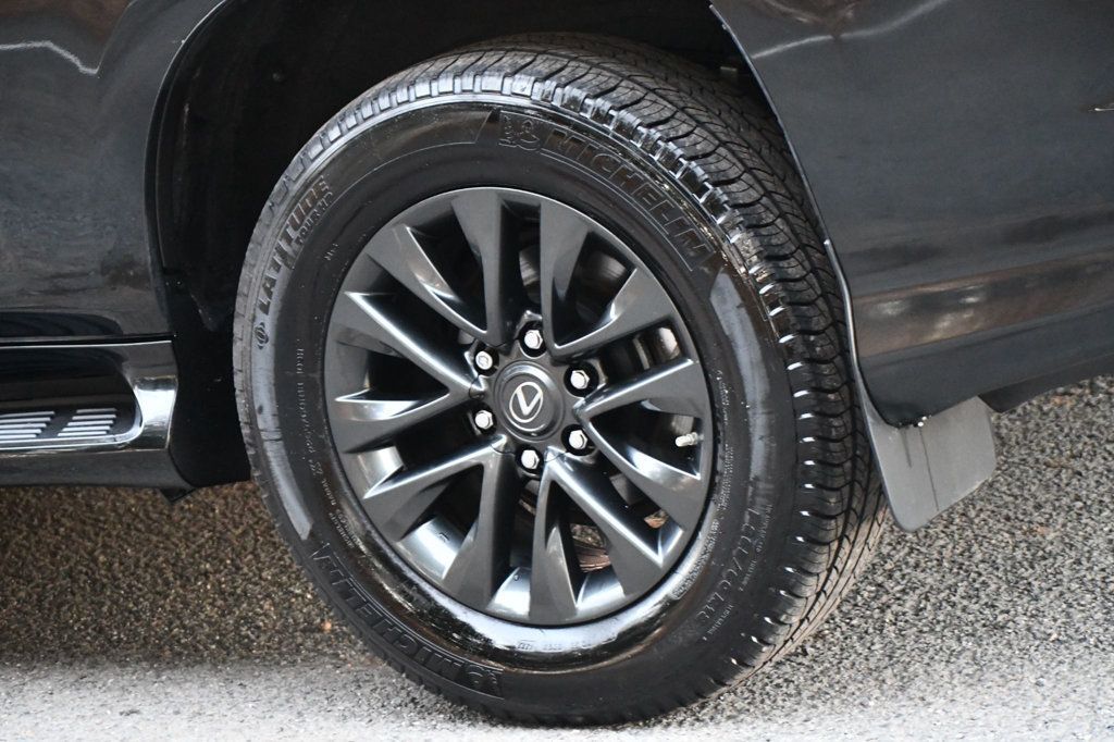2023 Lexus GX 460 Premium photo 18