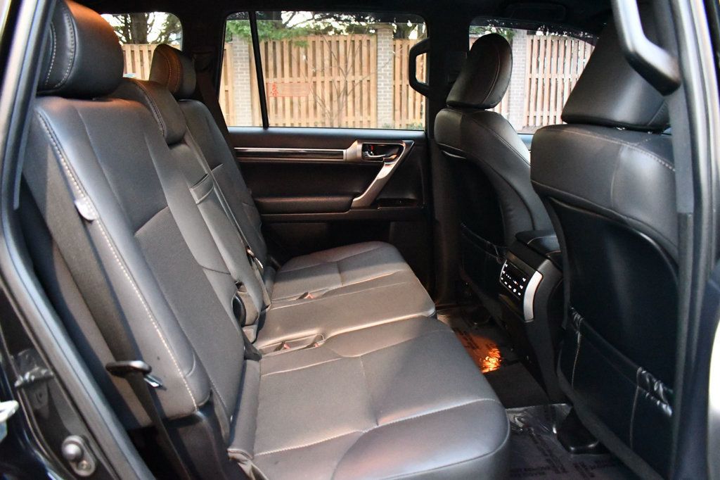 2023 Lexus GX 460 Premium photo 23