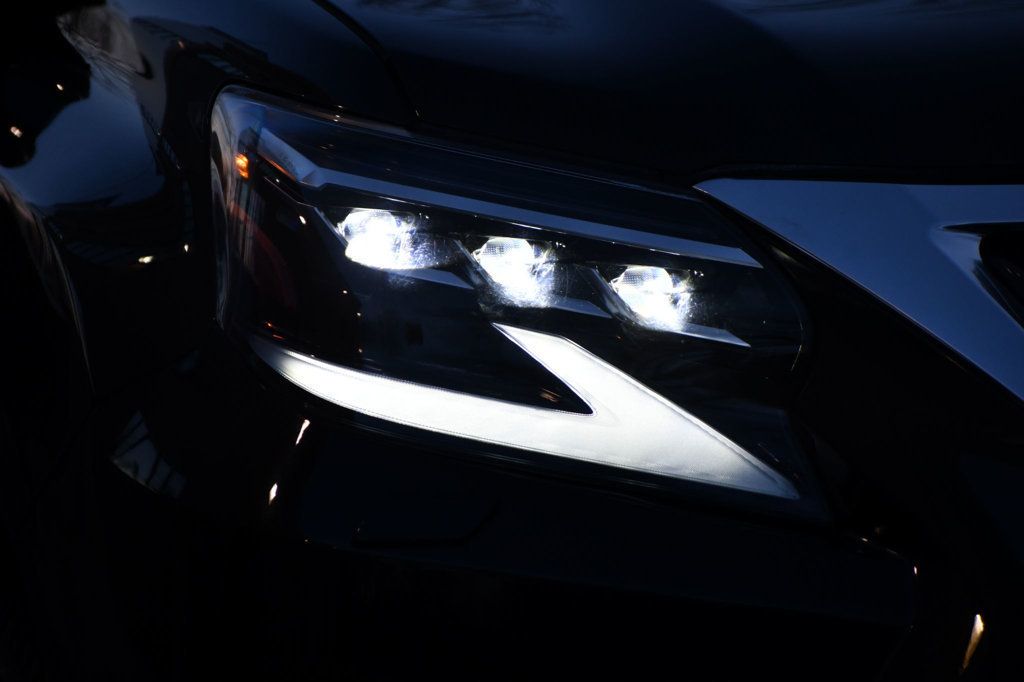 2023 Lexus GX 460 Premium photo 5